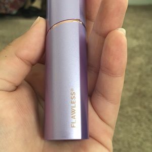 Flawless facial remover